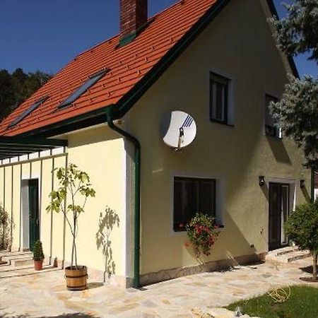 Romantic Cottage Pitten Εξωτερικό φωτογραφία